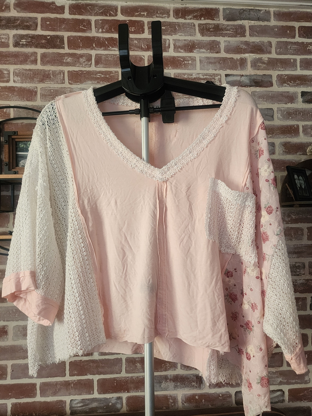 POL Pink Mixed-Texture V-Neck Blouse